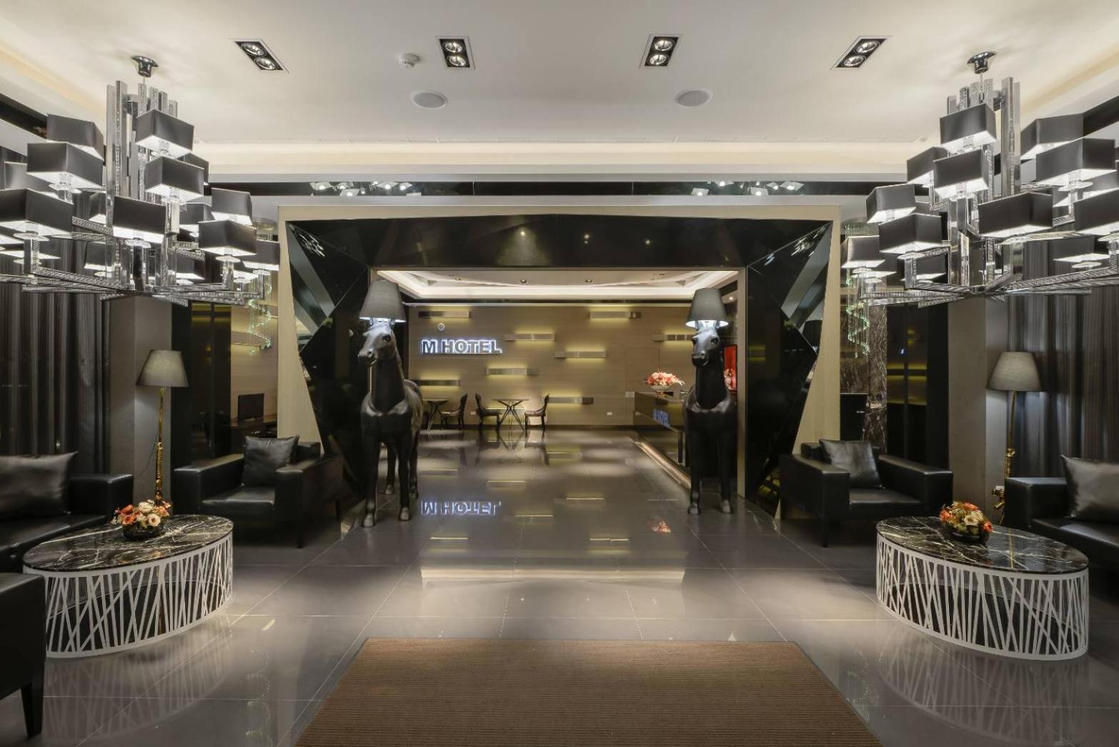 M Hotel Caotun Luaran gambar