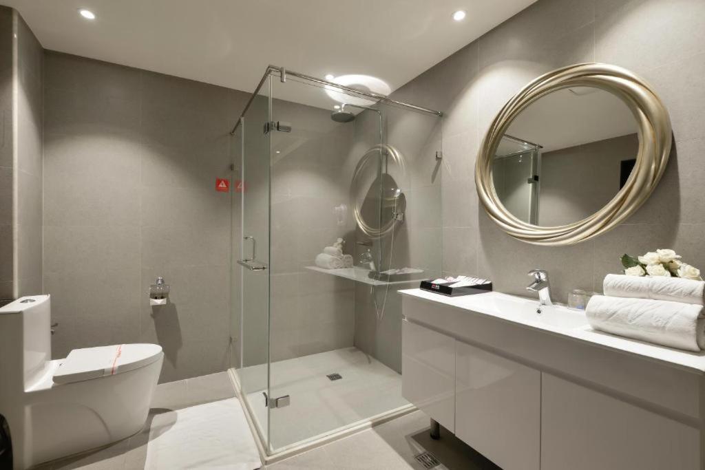M Hotel Caotun Luaran gambar